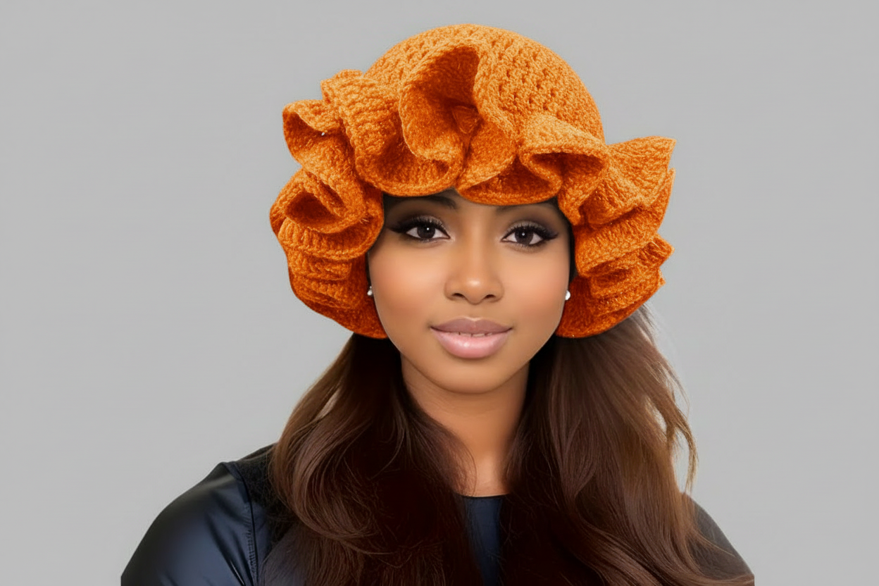 Perverze Scalloped Crochet Headdress 帽子 Crochet Pattern: The Mesmer Witch Hat