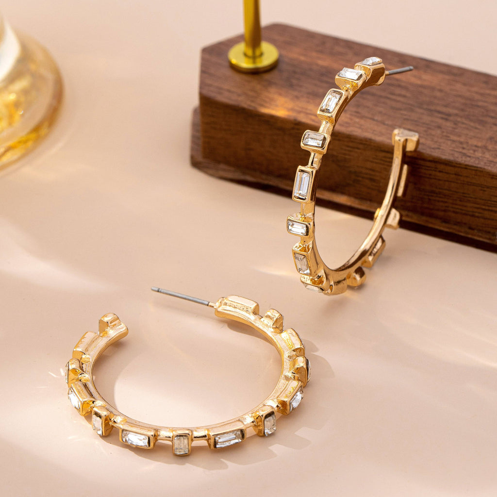 CLASSIC BAGUETTE HOOP EARRING | PB401
