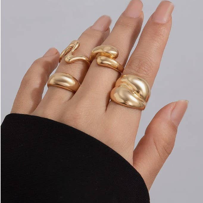 VINTAGE BOHO ABSTRACT SET OF 4 RINGS | PB409